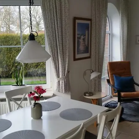 Haus Frauke Holiday home Krummhoern